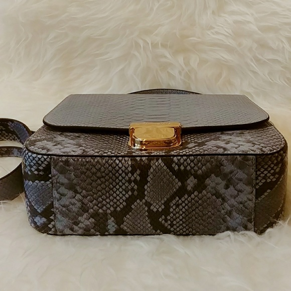 🍃New with tags Michael Kors Beautiful bag - Picture 5 of 8